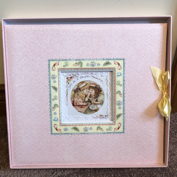 Keepsake “Love Is A Daughter” Scrapbook kit - Picture 9 of 11